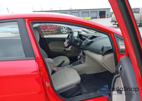 2014 Ford Fiesta Se z USA, uszkodzony, nr VIN 3FADP4EJ8EM190131